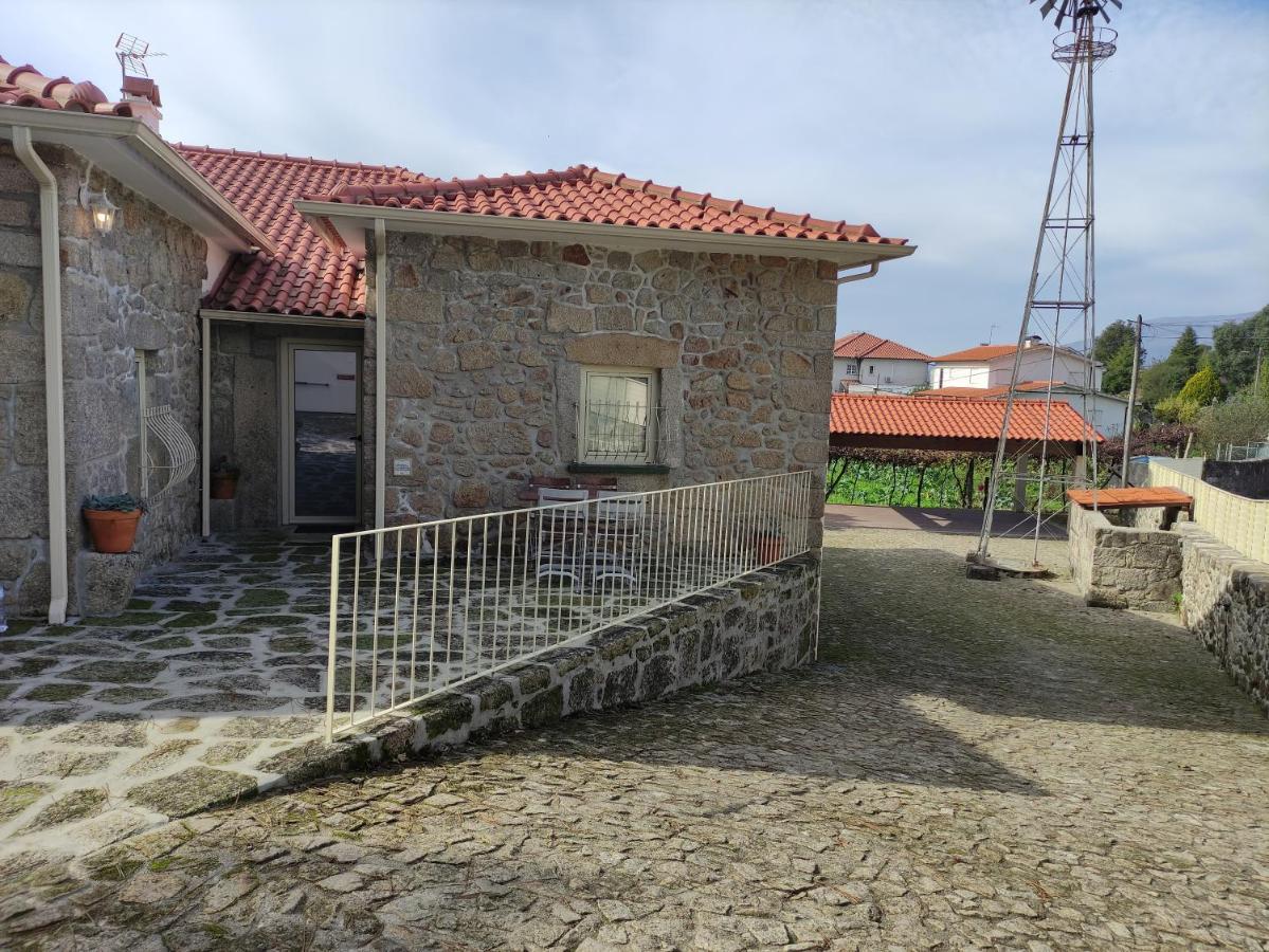 Casa Do Lago Da Quinta De Esteves Ponte de Lima Exterior photo
